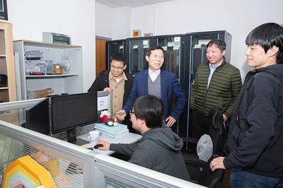 智慧防疫新突破 上海交大團(tuán)隊(duì)為騰訊健康碼開發(fā)人臉識(shí)別技術(shù)，榮獲上海科技進(jìn)步特等獎(jiǎng)